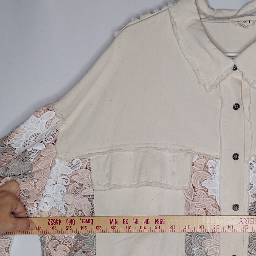 POL Oversize Button Collar Shirt Large Lace Floral Puffed Sleeve Pocket Shacket‎ - Picture 7 of 10